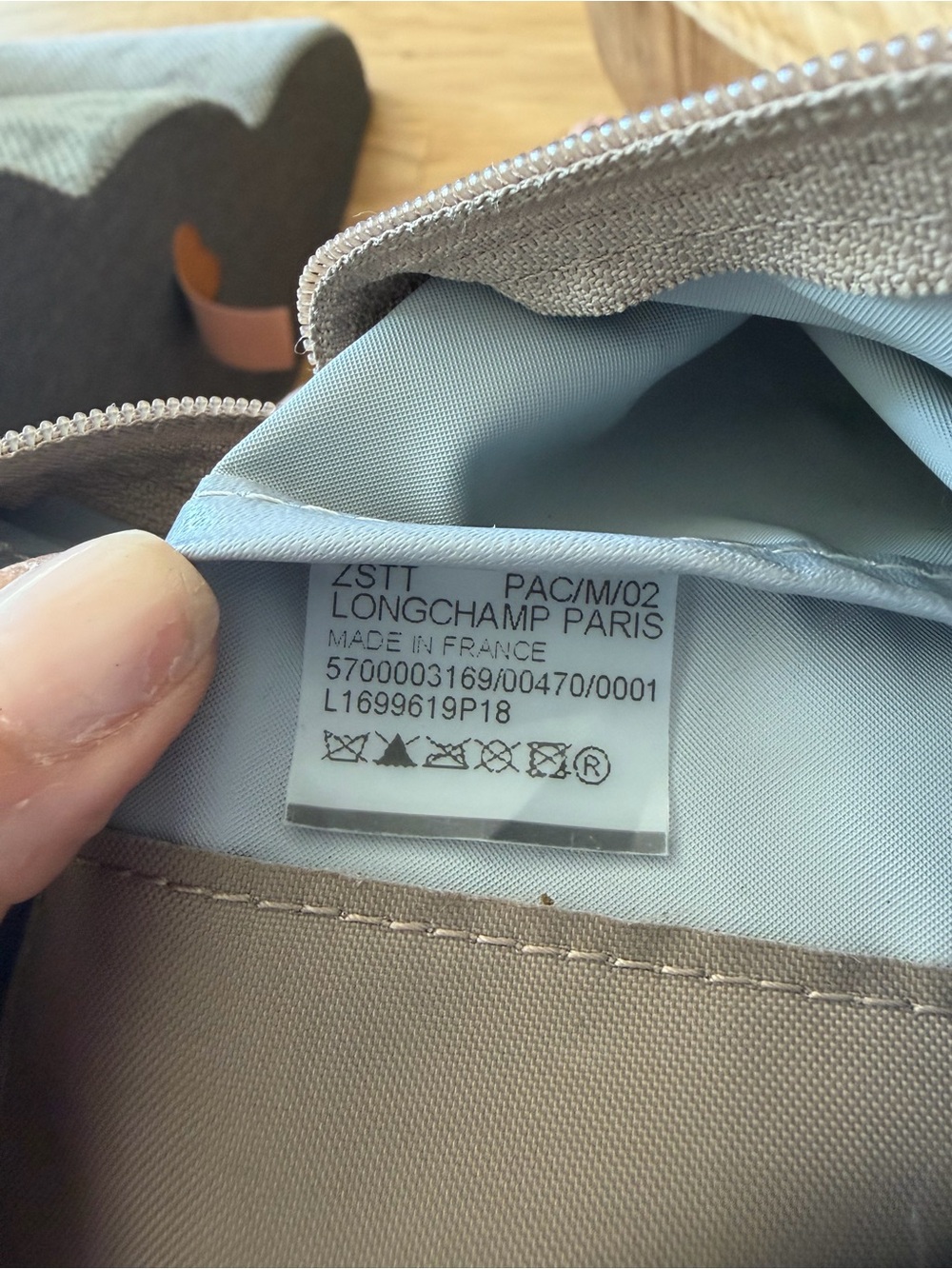 Longchamp Beige Mini Backpack with Red Trim - Picture 8 of 10